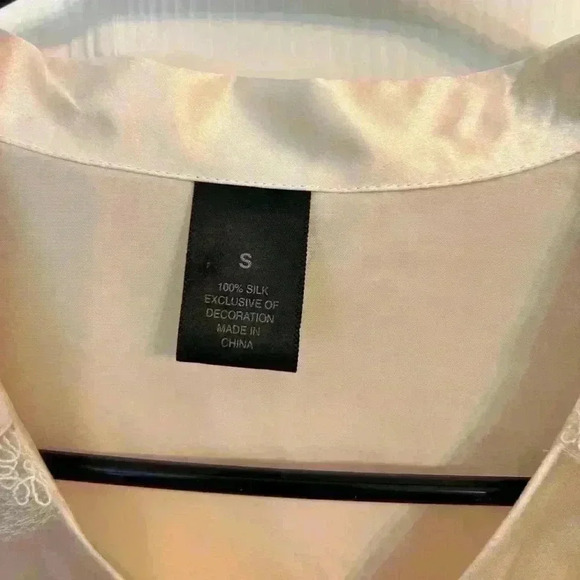 Silk Long Sleeve with Lace Blouse Size S - Picture 5 of 6